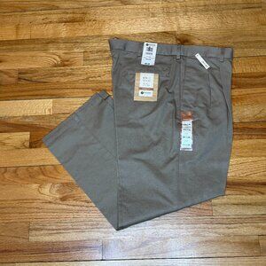 HAGGAR 38 X 29 Classic Fit Pleated Pleat Pants Trousers Khaki New Lead Grey